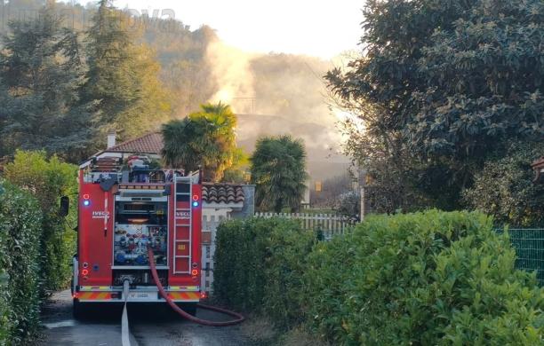 Buttigliera, a fuoco una villetta di via Monte Cuneo 