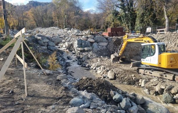 Combe, ecco il nuovo ponte sul rio Gerardo