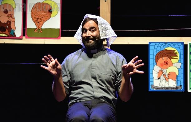 Preti psichedelici: la storia dei santi secondo Gli Omini