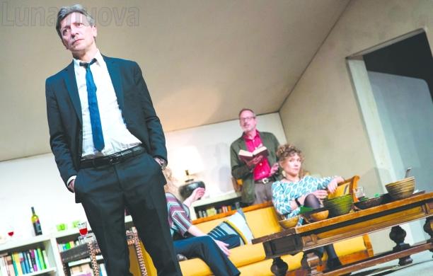 La ‘Cena tra amici’: la borghesia vista da Paravidino