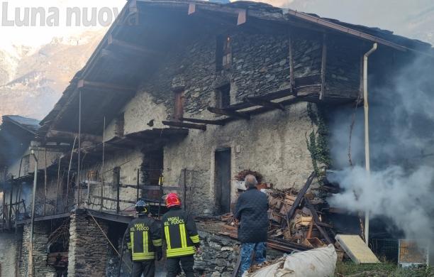 Novalesa: fuoco a S.Anna, la borgata si salva
