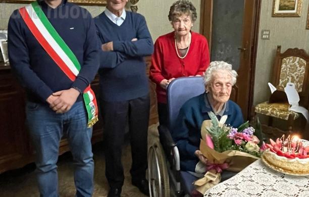 Condove, la nonna dei record: Rina ne compie 110