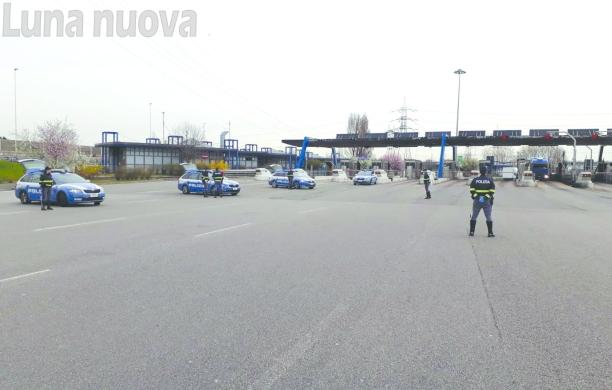 Beinasco, caos all&rsquo;autogrill: quattro arresti