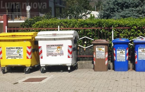 Avigliana, rifiuti: arrivano i bidoni per l&rsquo;olio