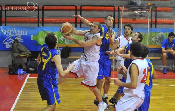 Collegno Basket, la strada per la serie C si fa dura