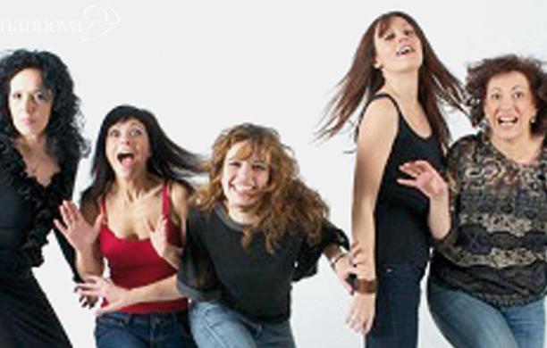 Il cast tutto femminile della commedia