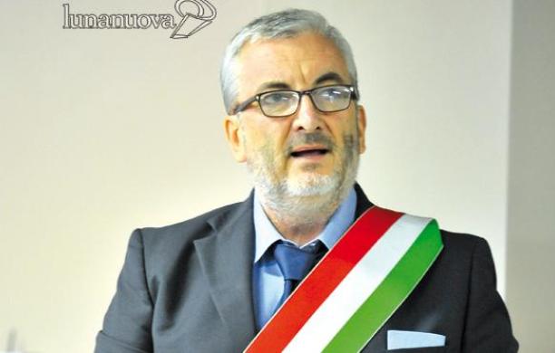 Giacone giura, poi partono le polemiche