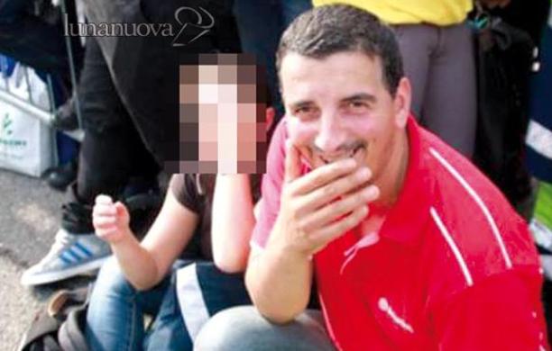 Ucciso da infarto mentre aspetta davanti a scuola
