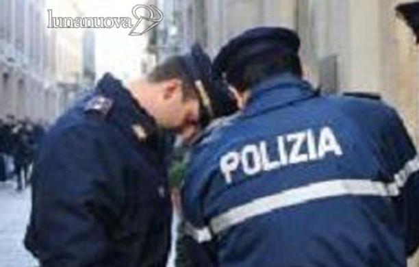 La banda dei Soliti Idioti ha colpito in via Philips