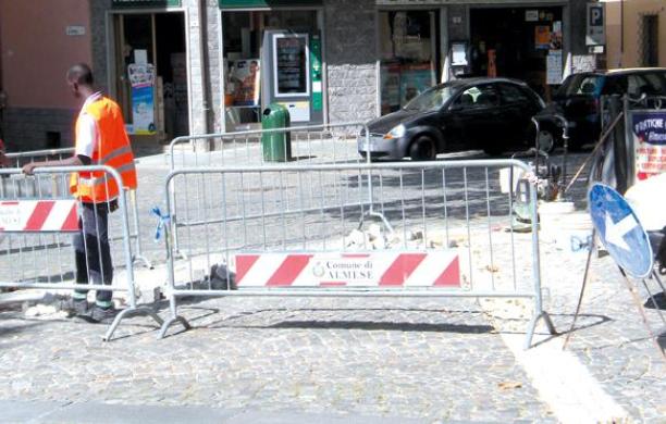 La linea di stop torna alle origini: è subito polemica