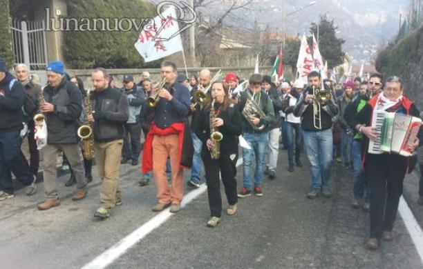 Oltre 10mila alla marcia No Tav Susa-Venaus