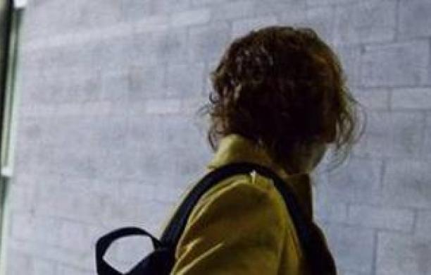 Gelosia e stalking: finisce in manette all'età di 65 anni