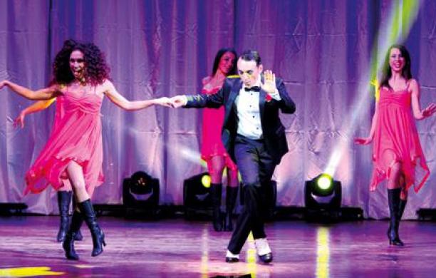 Con Antonello Costa lo show è allegro allegro
