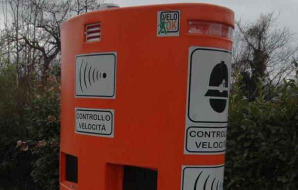 REDAZIONE IN PIAZZA Autovelox come funghi, ma nessuno li vuole
