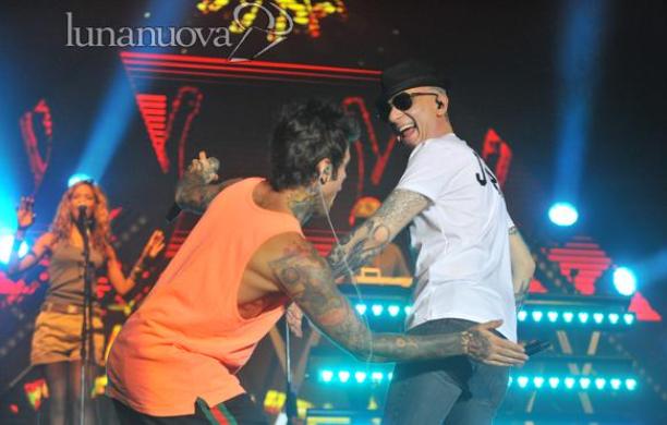 J-Ax e Fedez infiammano il GruVillage