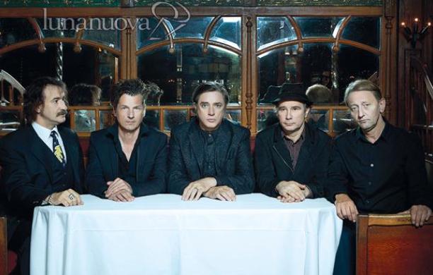 Gli Einsturzende Neubauten al Flower Festival