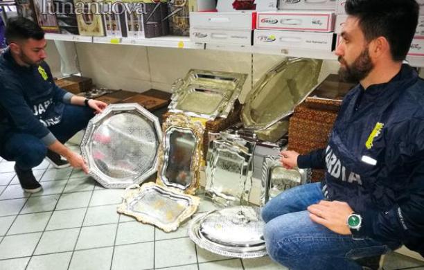Grugliasco, era in città una delle basi della banda dell'argento falso