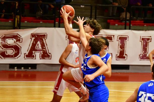 DR1: prima notte da Leoni per la matricola Collegno