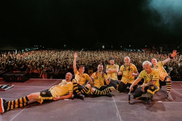 Aprono la serata i Dubioza Kolektiv Foto Alf.Photo