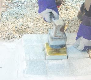 Sperando che il mondo inciampi sempre nel ricordo dei giusti