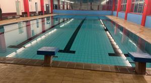 Alpignano, conto alla rovescia per la riapertura della piscina