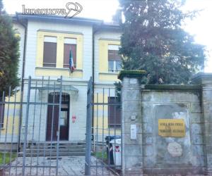 Il soffitto scricchiola, chiusa la media  di Tetti Neirotti