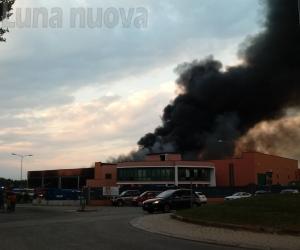 Druento: incendio al Punto Ambiente