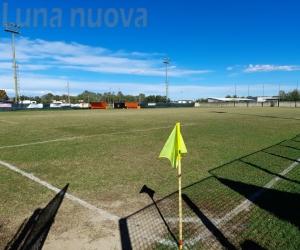 Collegno, campo conteso: calcio e rugby ai ferri corti