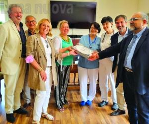 Orbassano, orologi da parete in dono al reparto geriatria
