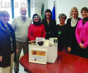 Pianezza, donazione di libri alle scuole 