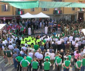 Rivoli, una lapide per ricordare i caduti del gruppo alpini