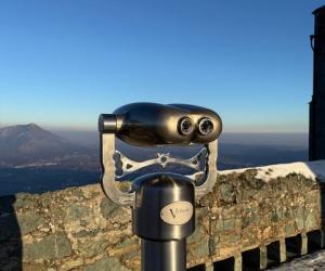 Alla Sacra di S.Michele due binocoli panoramici