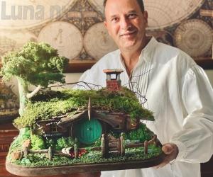 Renato Ferraiuolo: tutta la Terra di Mezzo nel palmo di una mano