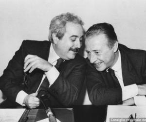 Mostra fotografica "L'eredit&agrave; di Falcone e Borsellino"
