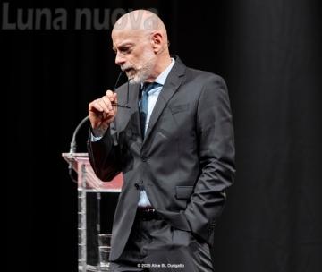 Il presidente in scena: l&rsquo;anatomia del potere secondo Nigro e Arcuri