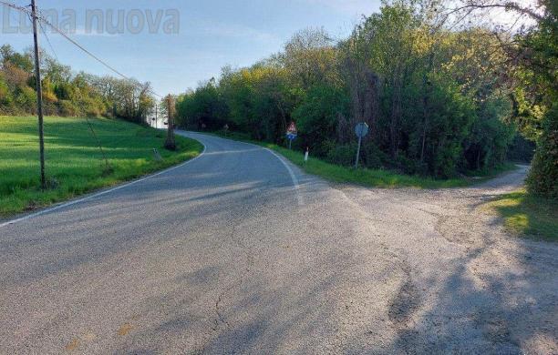 L&rsquo;incrocio tra via Maria Vittoria e via Dell&rsquo;Avena, qui verr&agrave; realizzata l&rsquo;intersezione tra la nuova strada e la viabilit&agrave; gi&agrave; esistente