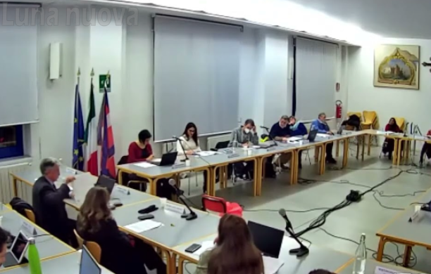 Alpignano, aggressione fuori dal Consiglio