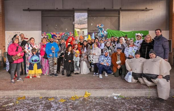Vaie-S.Antonino: al Carnevale spopola "La Carica dei... 90"