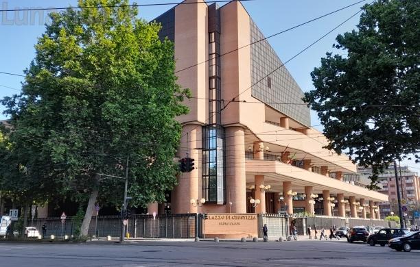 Bambino ferito, rinvio a settembre