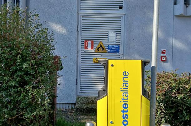 Nuove colonnine per auto elettriche in quattro uffici postali valsusini